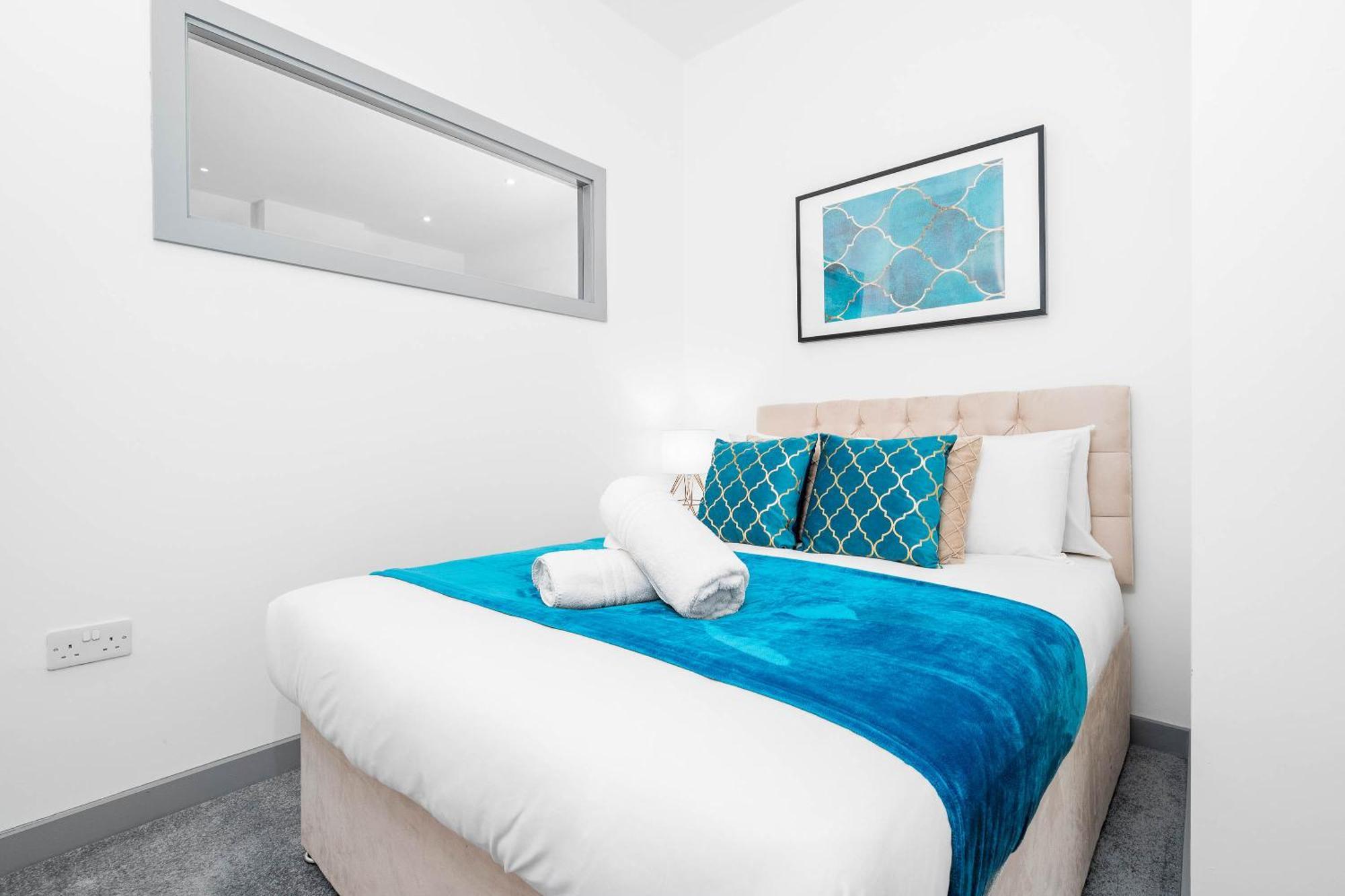 Modern Apartment In Brierley Hill - Secure Parking - Wifi & Netflix - Excellent Value - 11O 外观 照片